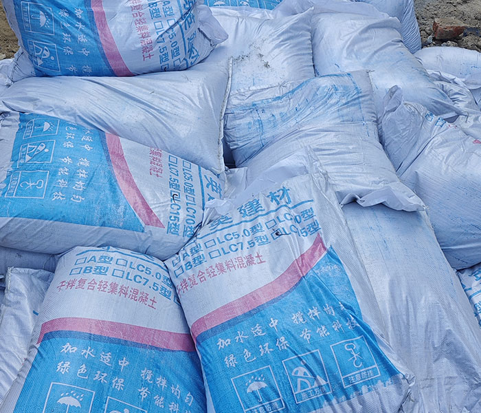 南陽京英建材：如何區(qū)分保溫砂漿質(zhì)量的好壞！